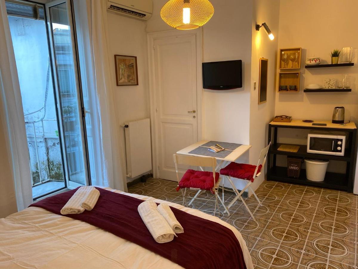 Rooms In San Domenico Maggiore 3 Nápoles Exterior foto