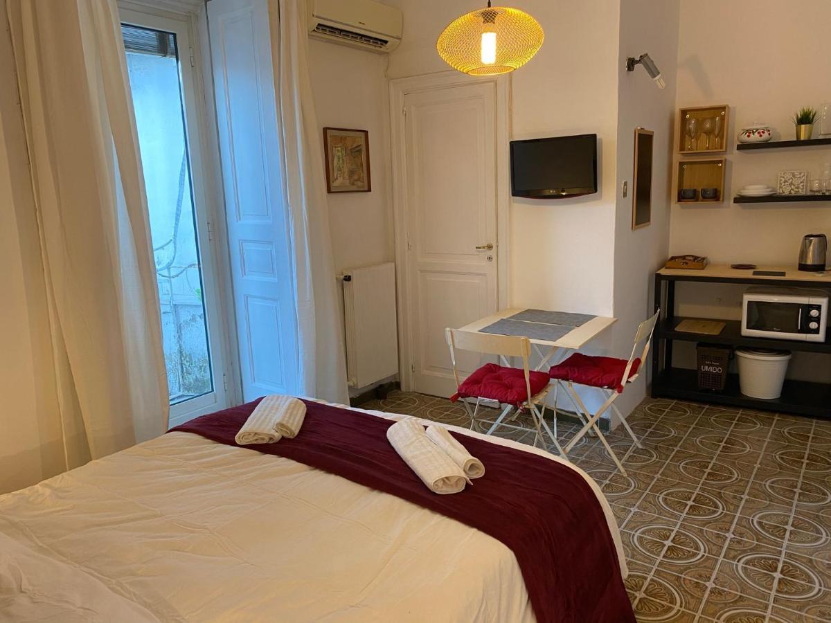 Rooms In San Domenico Maggiore 3 Nápoles Exterior foto